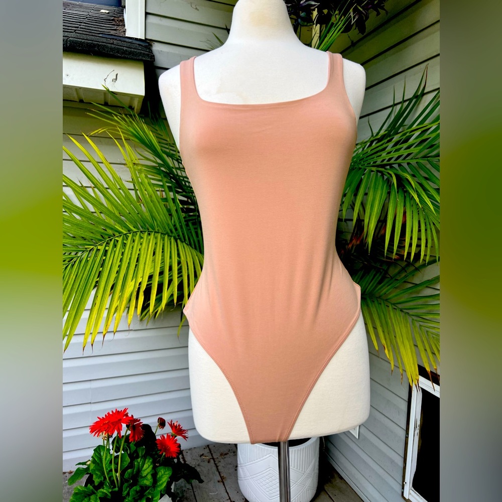 NWT Banana Republic Bodysuit